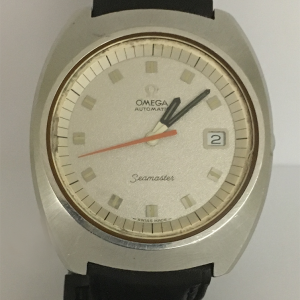 Reloj Omega Seamaster Automatico Esfera Color Crema